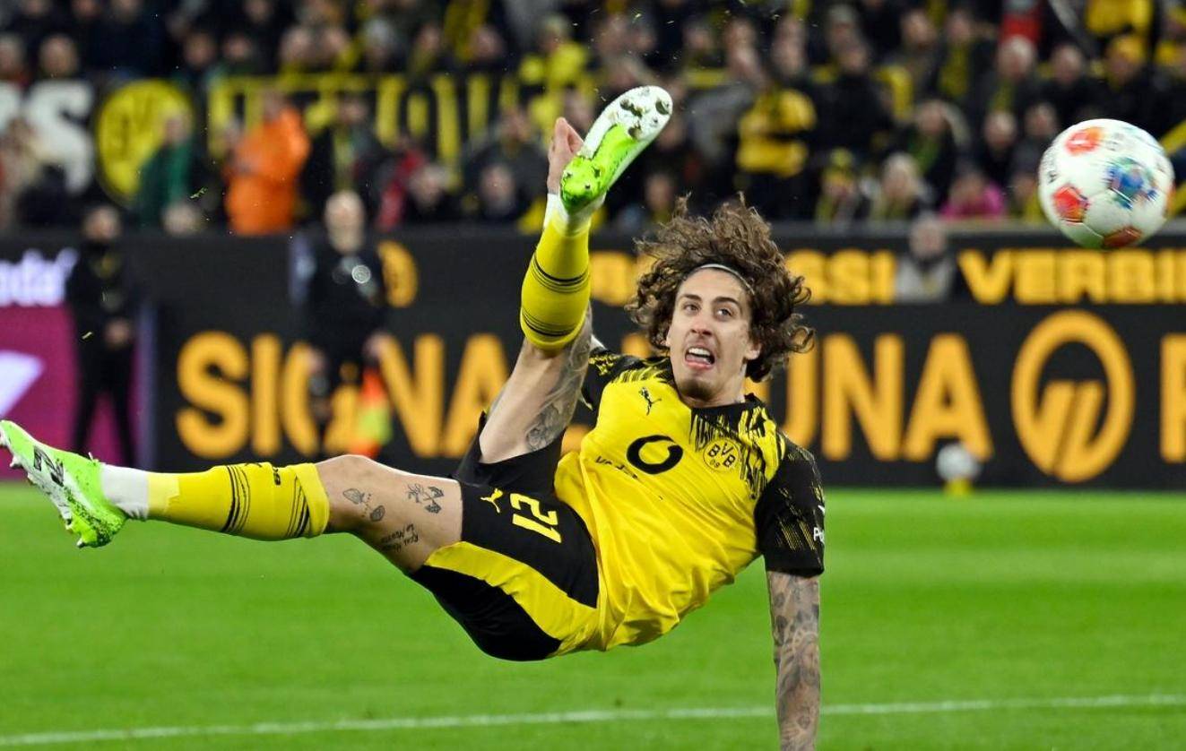 3-0！德甲第2狂胜：联赛10场不败，追赶拜仁，差距依然很大